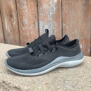 CROCS Women’s Lite Ride Black Lightweight Mesh Fabric Sneaker Shoe Size 6